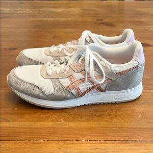 ASICS Women's Gel Lyte Classic, size 11